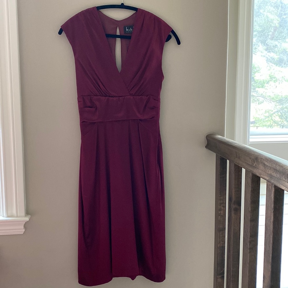 Nicole Miller Collection Silk Sheath Cocktail Dress, Burgundy, size 6 - Picture 6 of 12